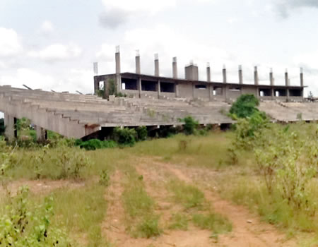 Akure: 10,000-seater stadium turned cattle grazing field, criminal haven, dumpsite